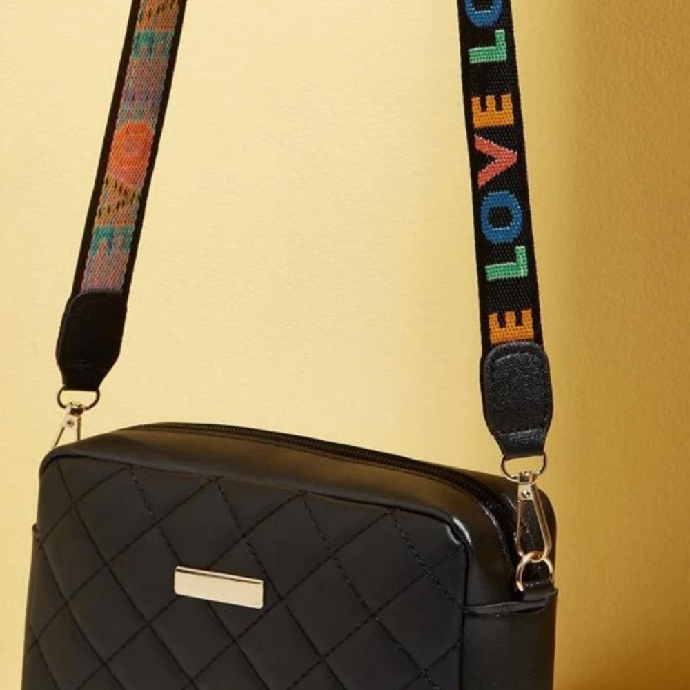 NWOT BLACK  Quilted w/ Multicolor LOVE Strap Purse Small/Med Bag - Picture 4 of 7